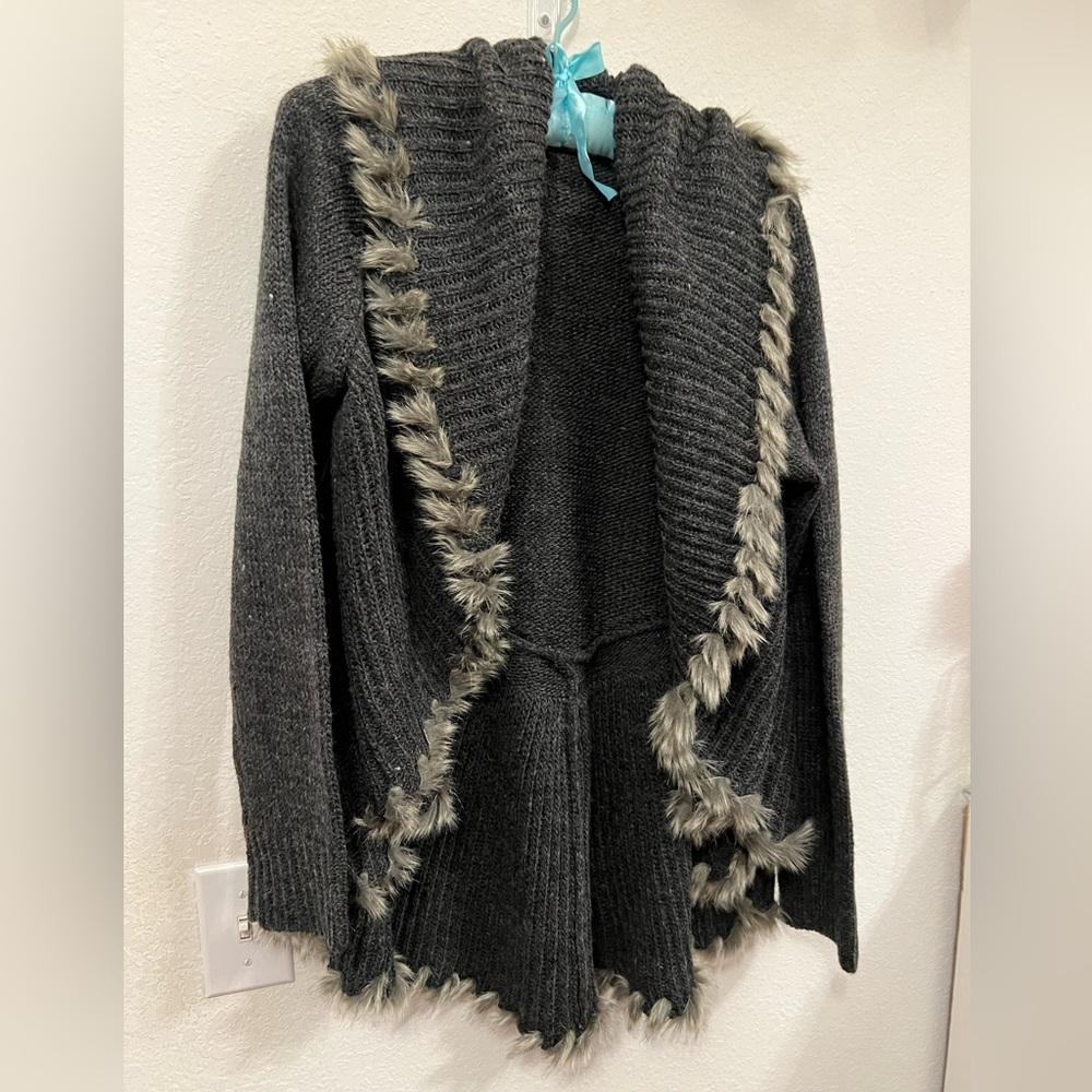 Bundle👚Cache Red jacket with braided detail &Gray Cardigan & Top plus bonus buy
